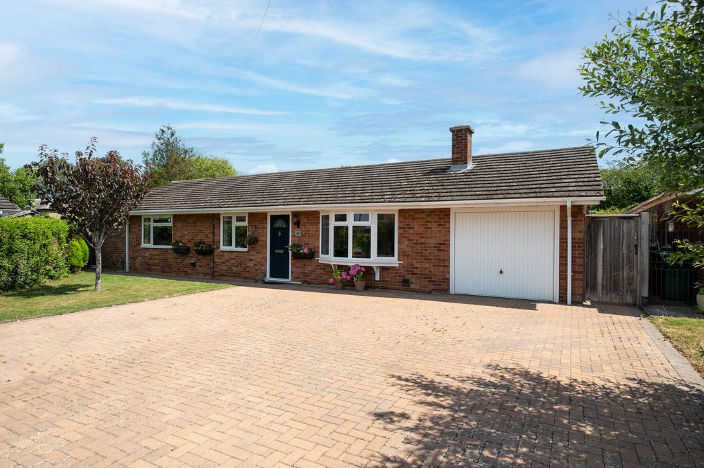 Property photo 1 of 33