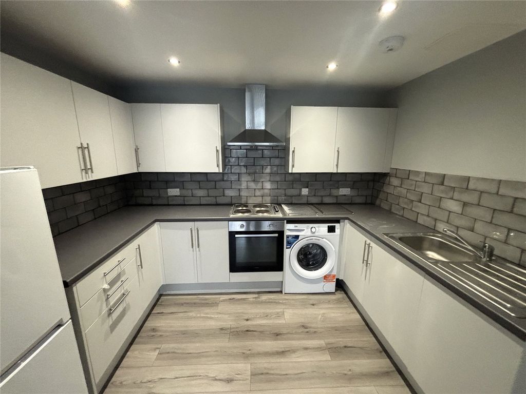 Property photo 3 of 13 Picture No. 07