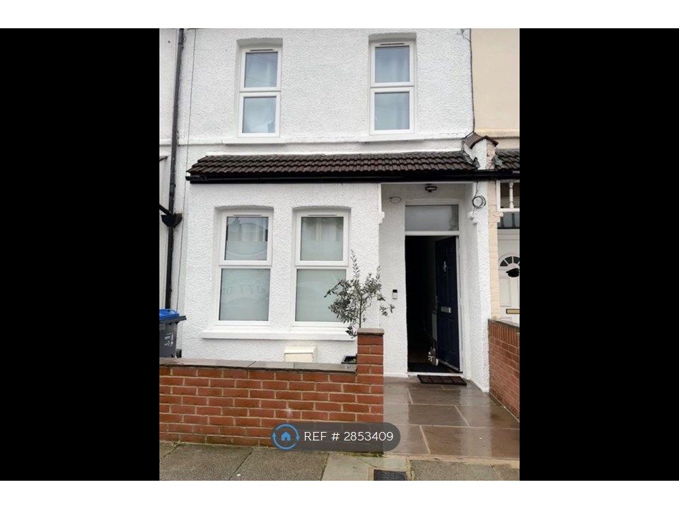 Property photo 1 of 5