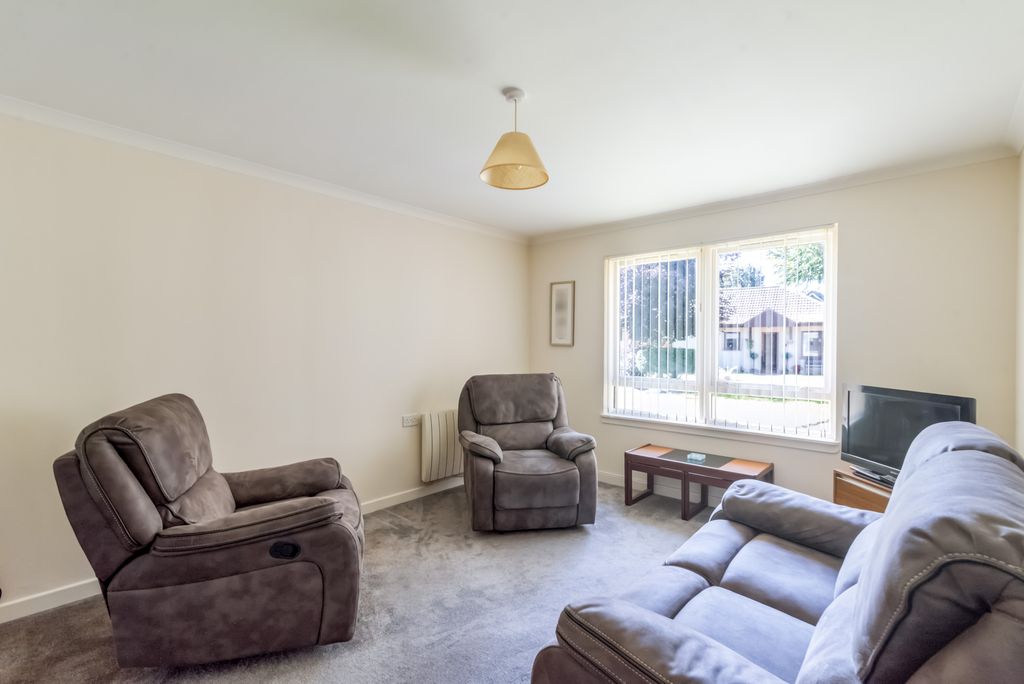 Property photo 2 of 22