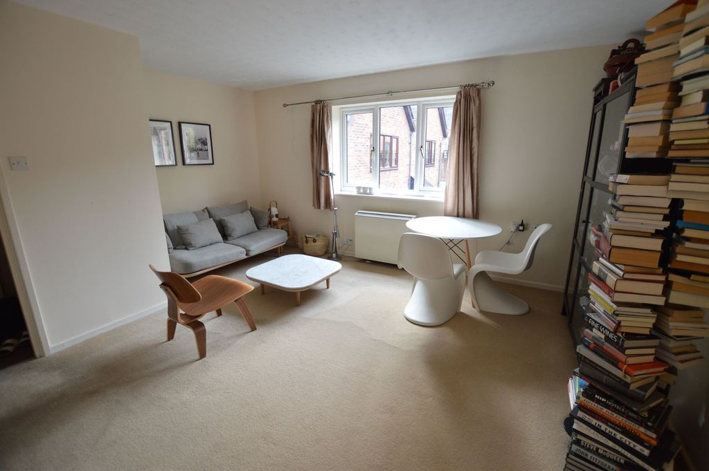 Property photo 2 of 5