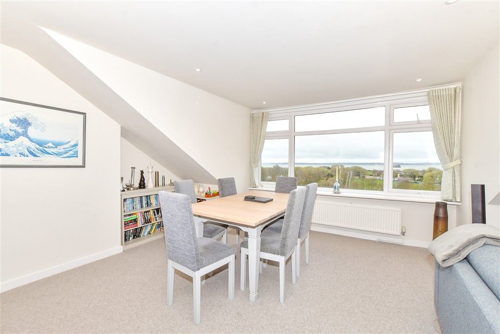 Property photo 3 of 10 Dining Area