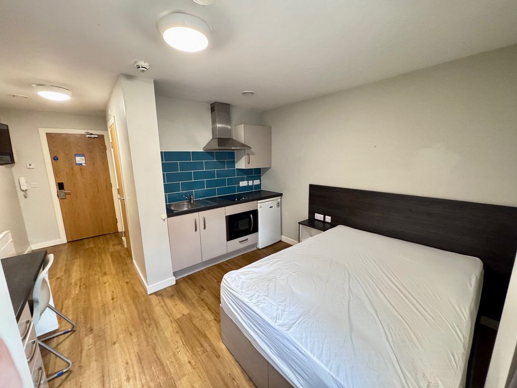 Property photo 1 of 4