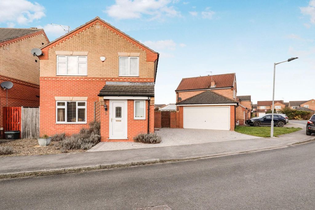 Property photo 1 of 15 Front View