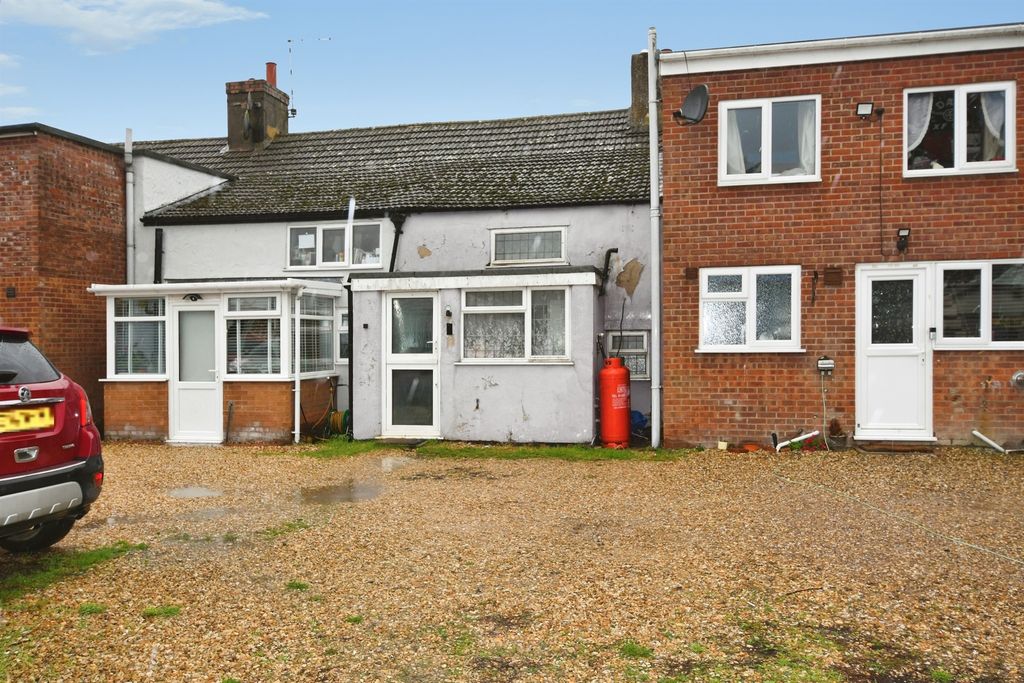 Property photo 1 of 16
