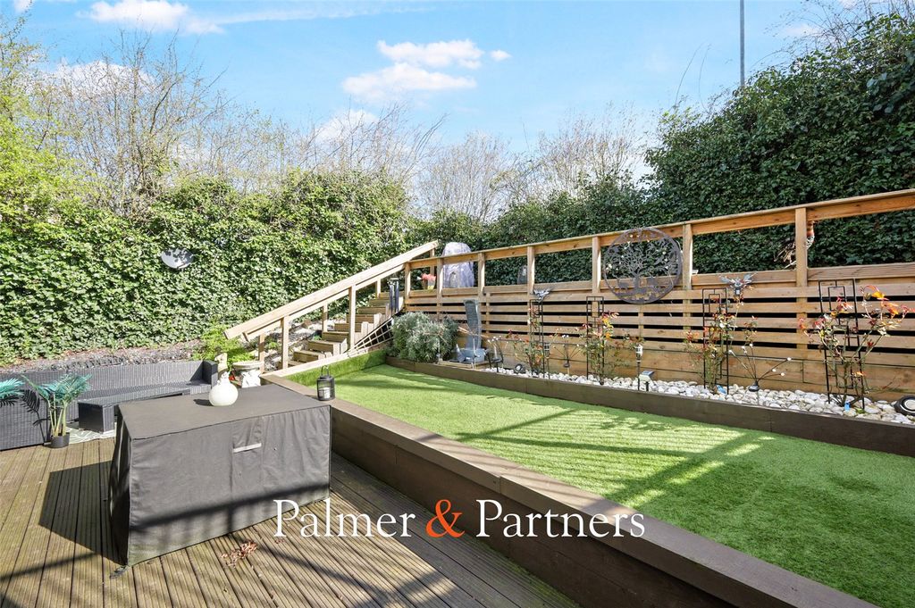 Property photo 3 of 29 Picture No. 14