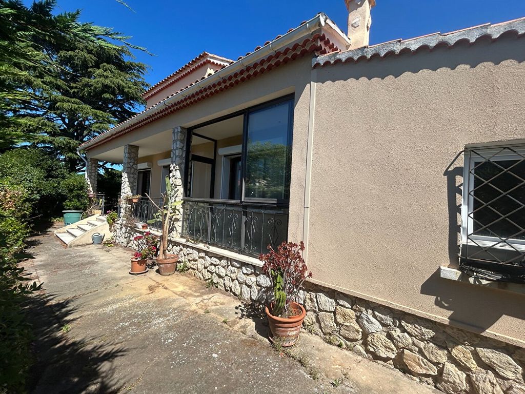 Property photo 1 of 11 Maison Six Fours Les Plages 7 Rooms (7 Pièce(S)) 130 m2