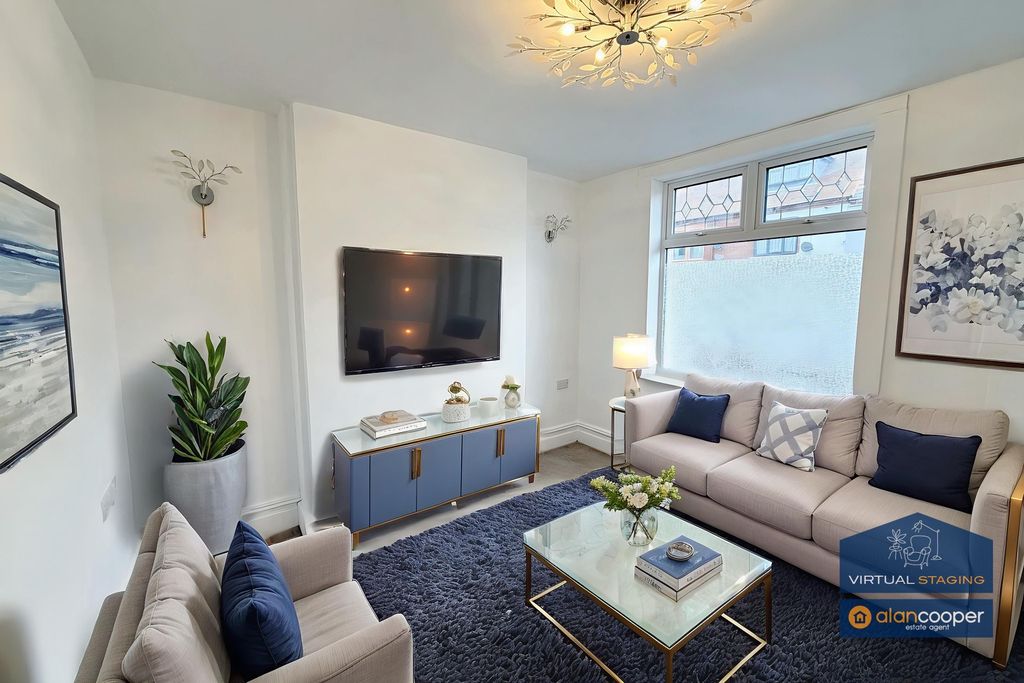 Property photo 2 of 19 3981175