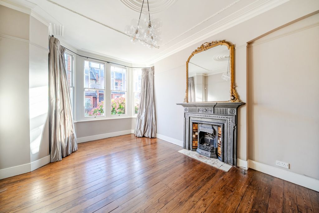 Property photo 1 of 18 1373254-8-68Ff3Ea...