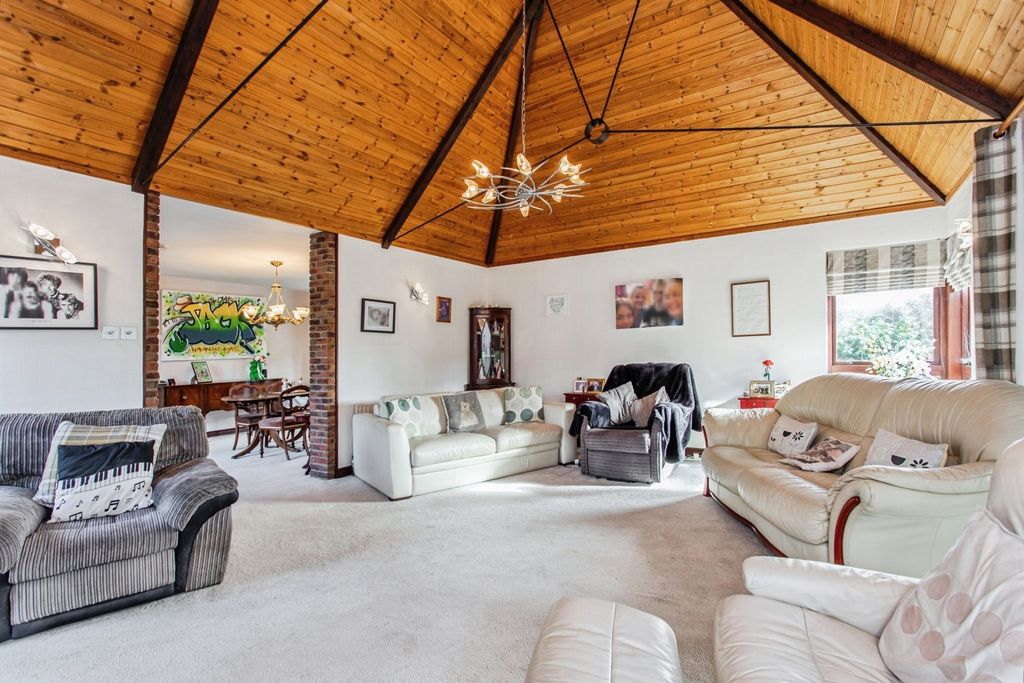 Property photo 2 of 20 Reception Room