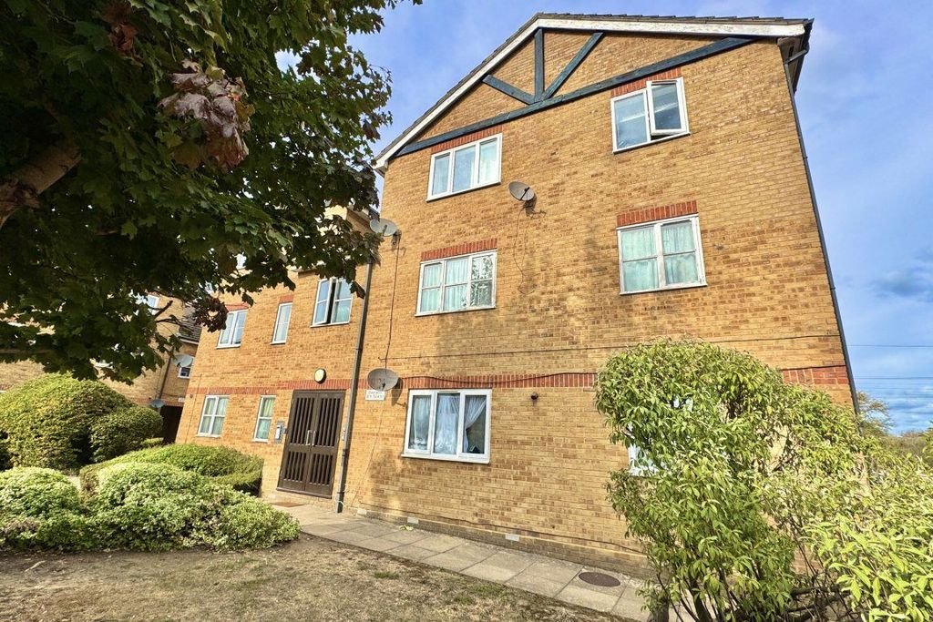 Property photo 1 of 5