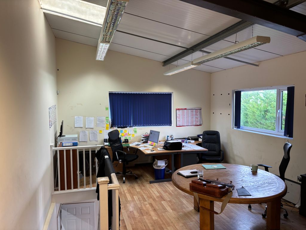 Property photo 2 of 7 Img_5654