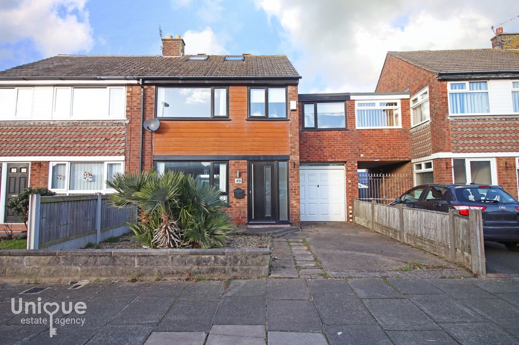 Property photo 1 of 23