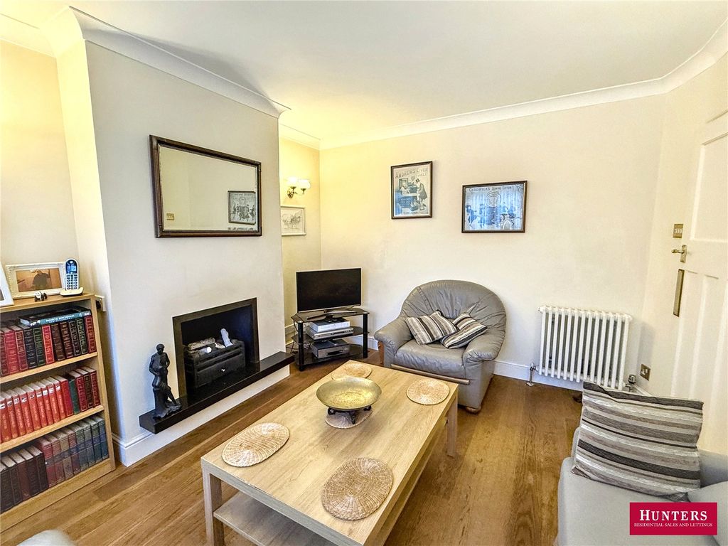 Property photo 3 of 24 Picture No. 05