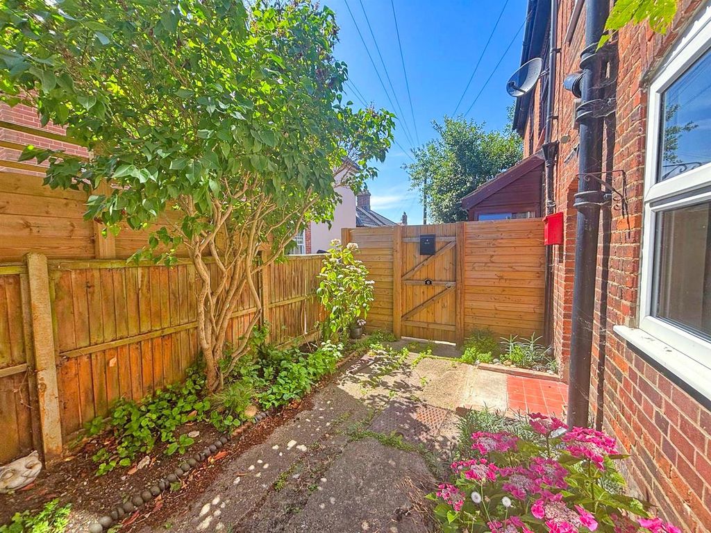 Property photo 1 of 42 Front Ivy Cottages.Jpg