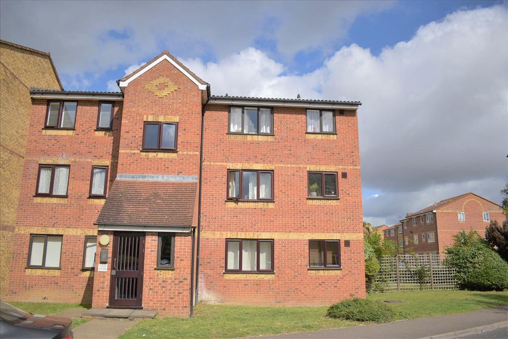 Property photo 1 of 8