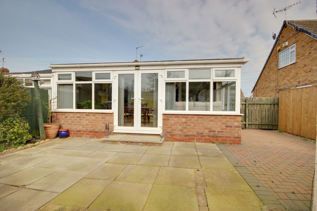 Property photo 2 of 19 1 Garden B