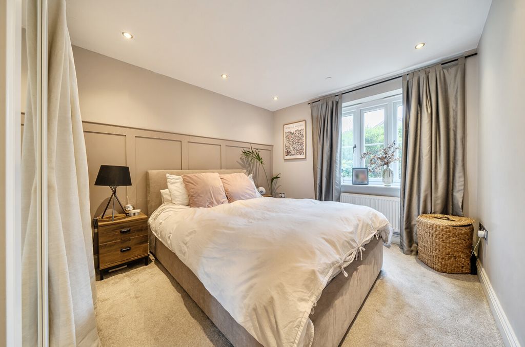 Property photo 3 of 10 1419393-2-699c6d4...