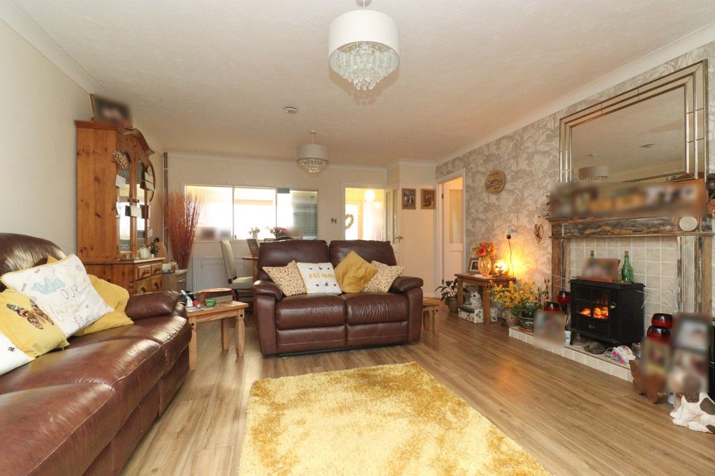 Property photo 3 of 13 Picture 3