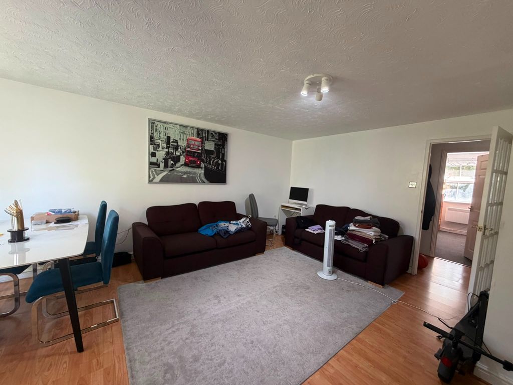 Property photo 1 of 9 Photo 1