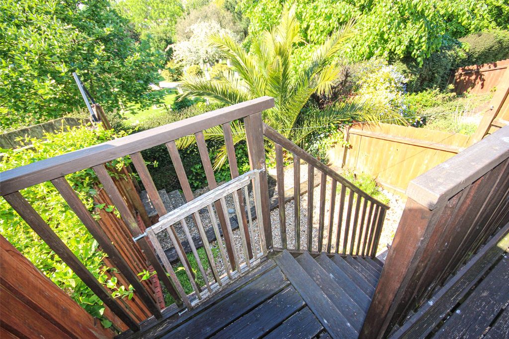 Property photo 2 of 17 Photo 2