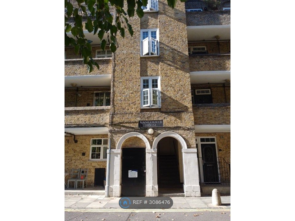 Property photo 1 of 11 Building Entrance