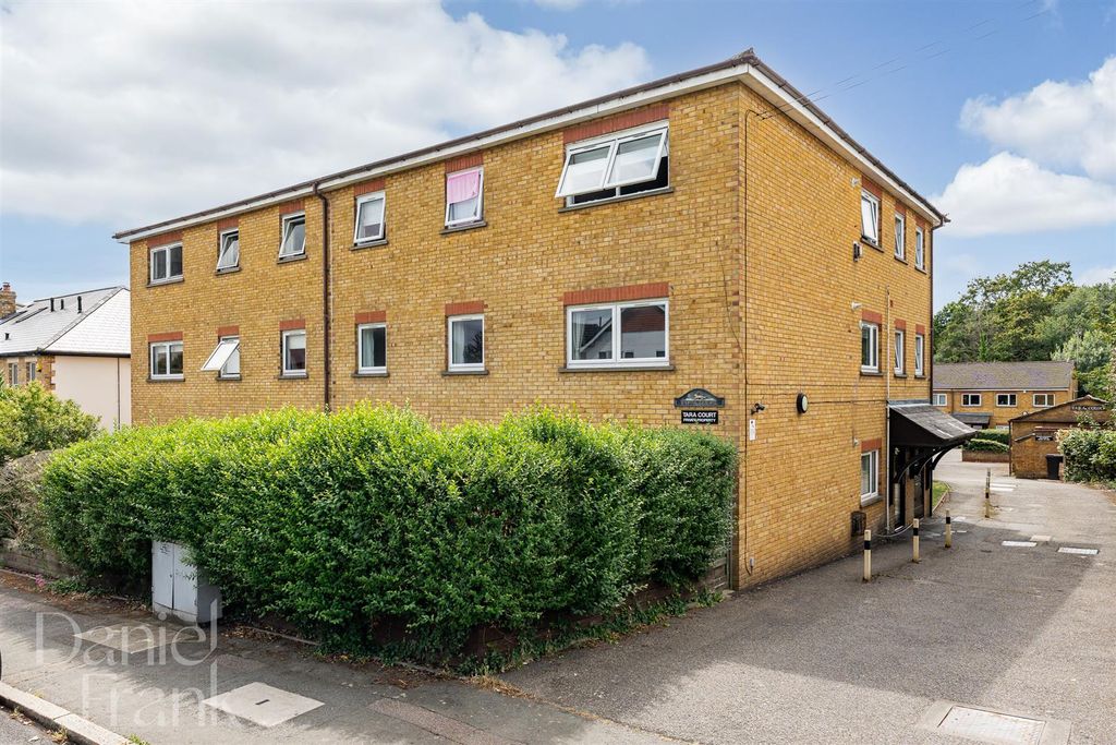 Property photo 1 of 13