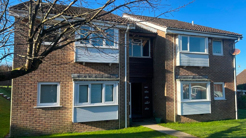 Property photo 1 of 8