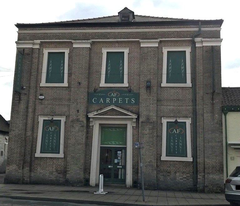 Property photo 1 of 10