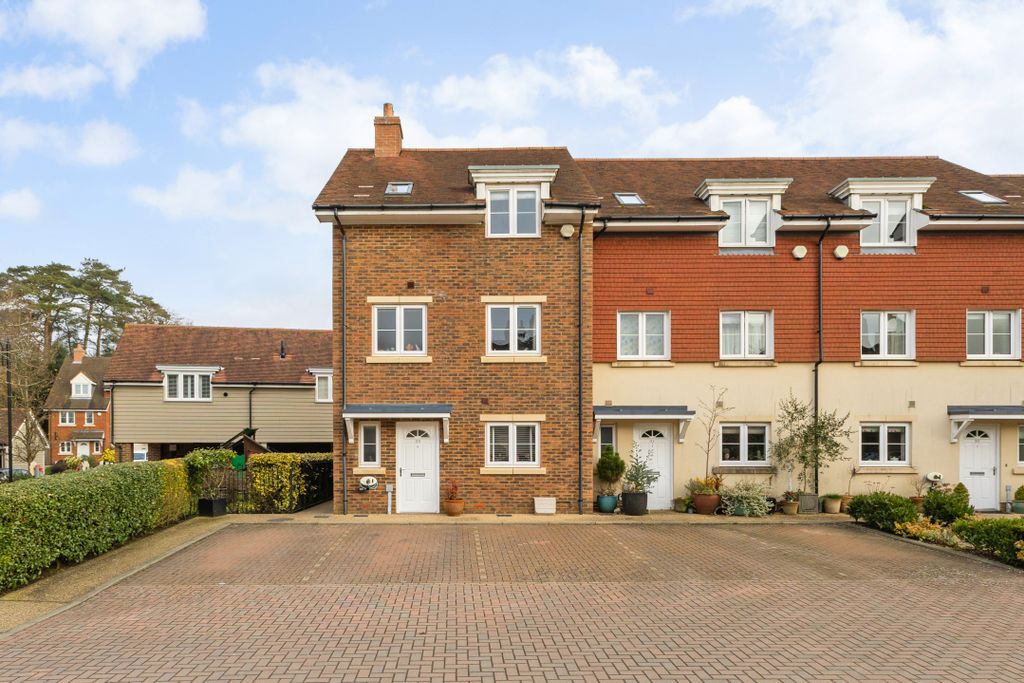 Property photo 1 of 10 1