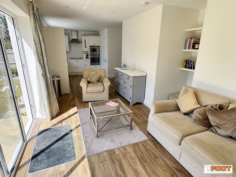 Property photo 3 of 19 Photo 21