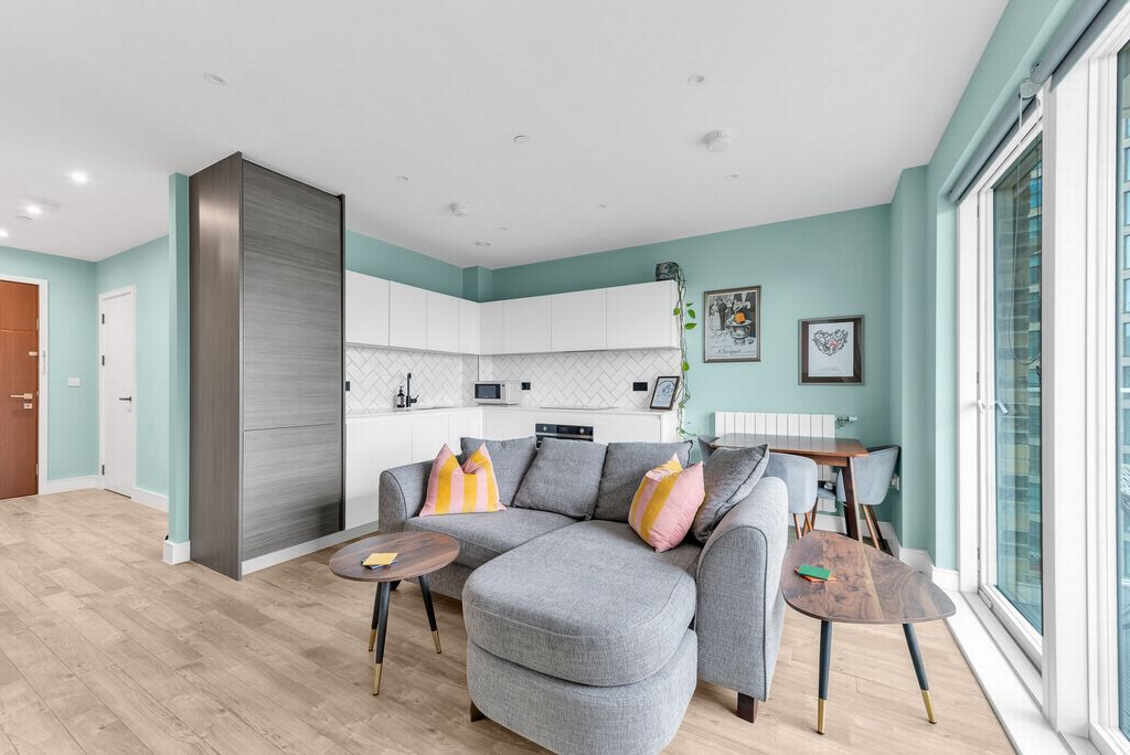 Property photo 2 of 13 Open Plan / Reception