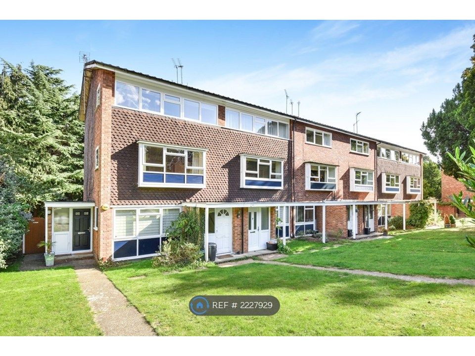 Property photo 3 of 7 Front Of Property