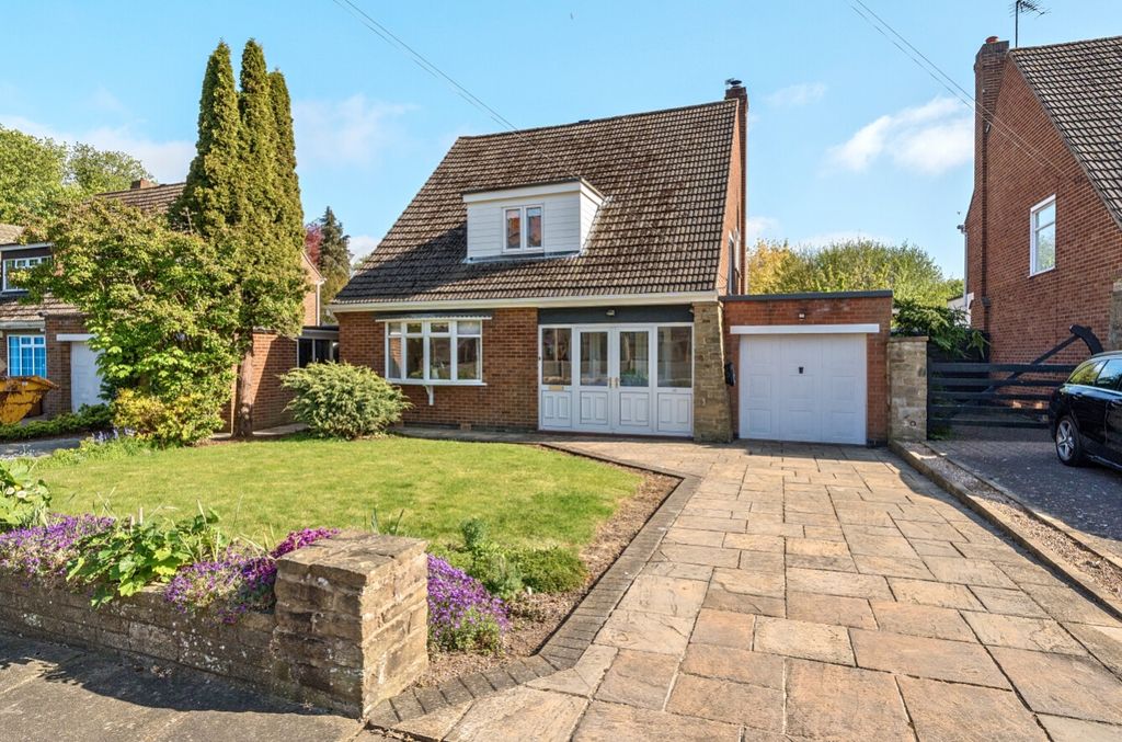 Property photo 2 of 25 1451006-1-69E956A9778ba