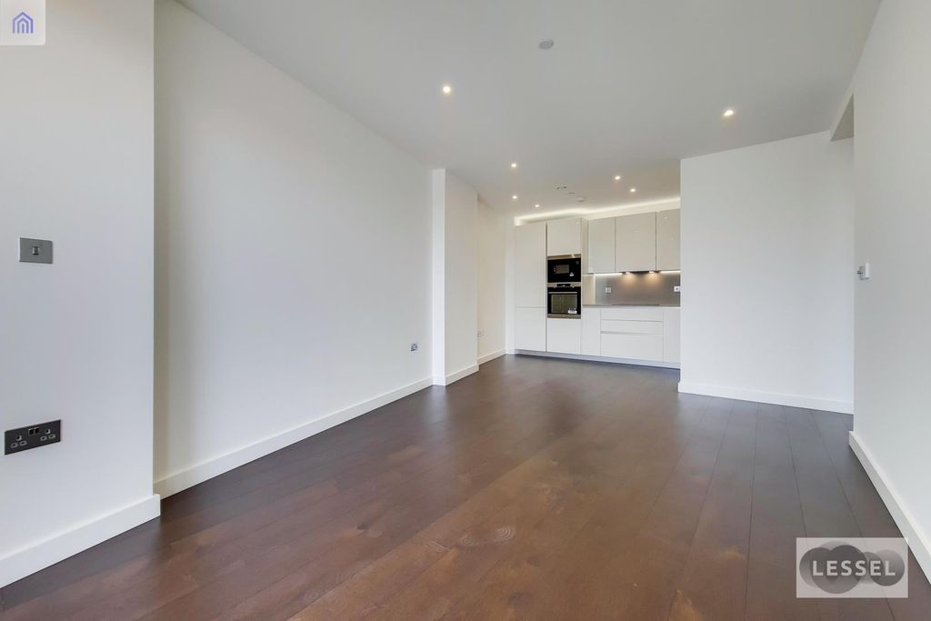 Property photo 3 of 13 5_Kitchen-Reception-2.Jpg