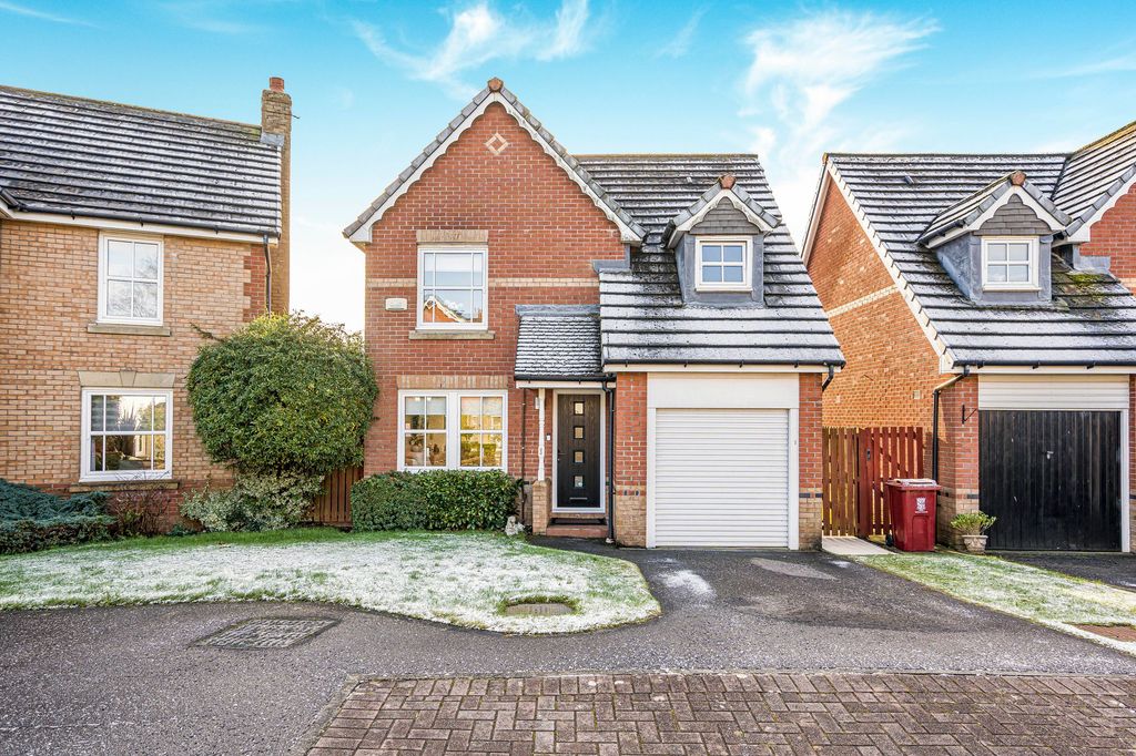 Property photo 1 of 36