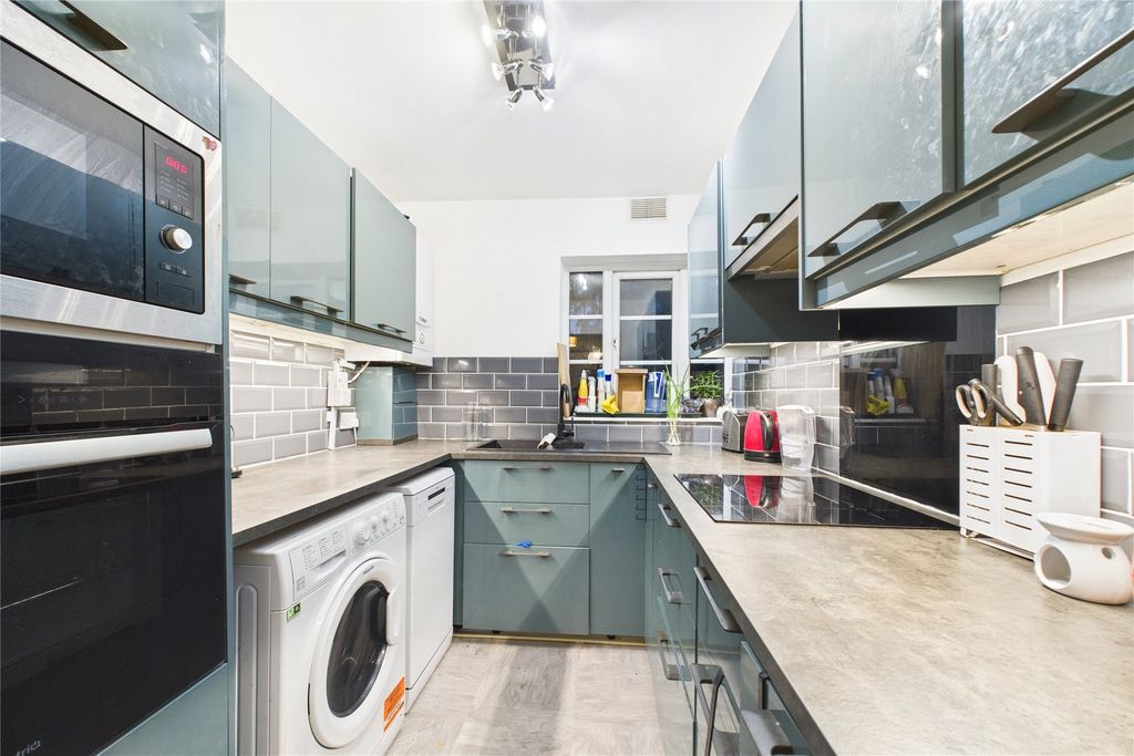 Property photo 2 of 8 Picture No. 05