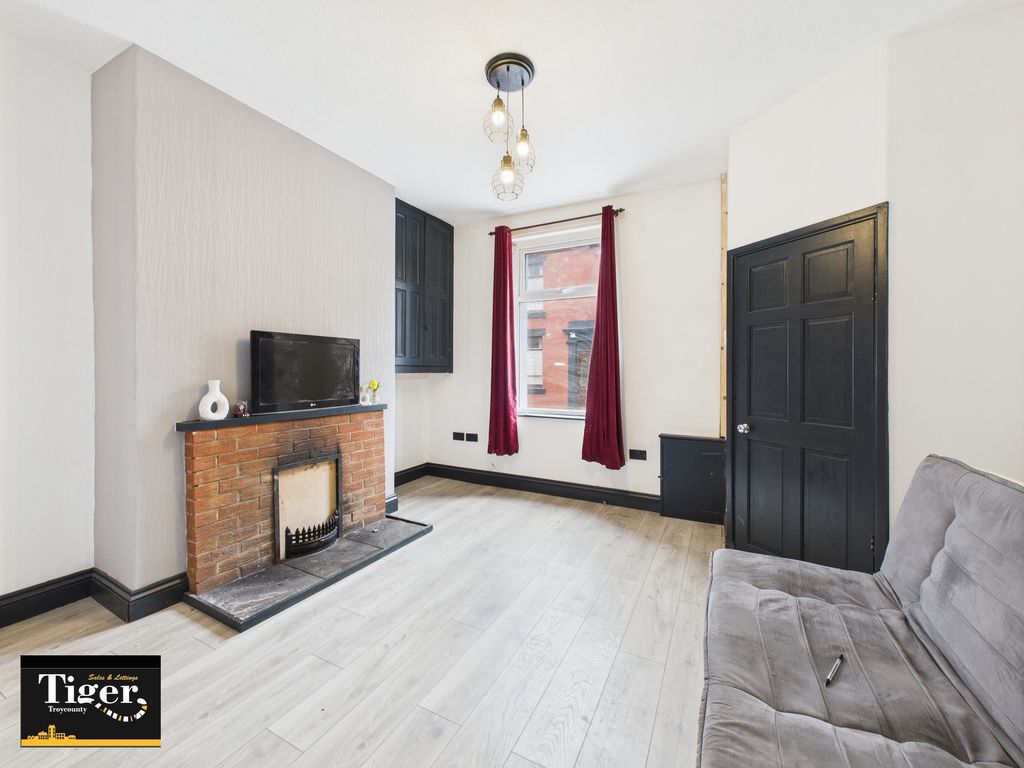 Property photo 3 of 12 Img_7157