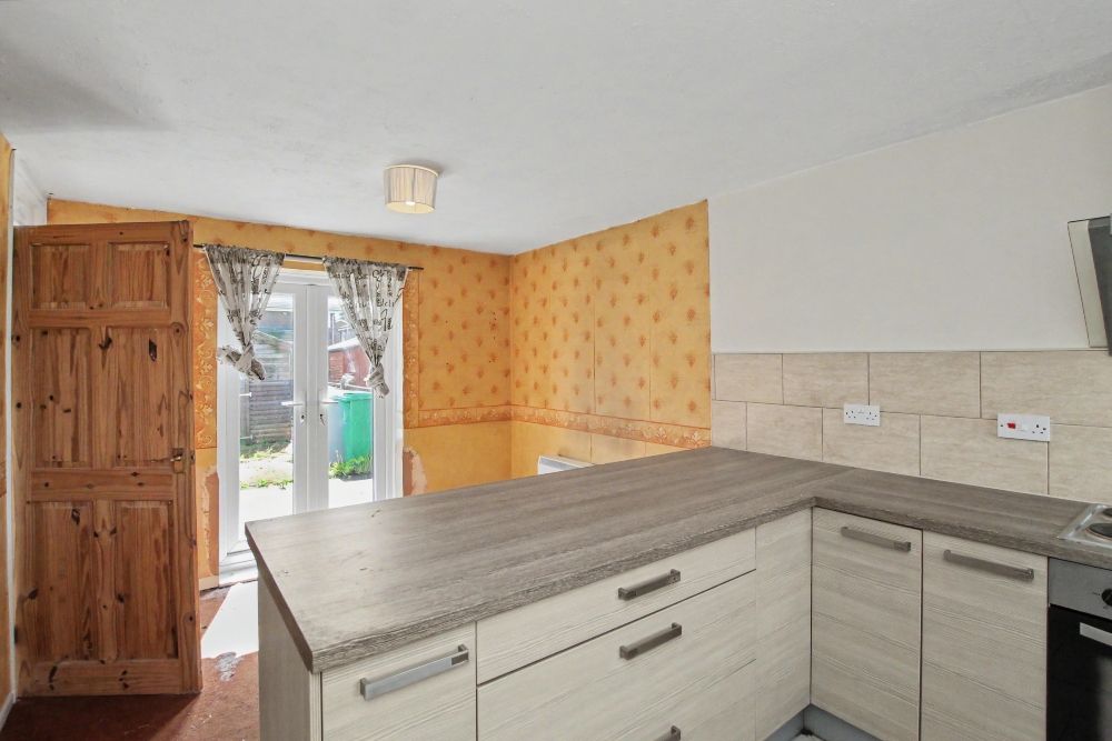 Property photo 3 of 18