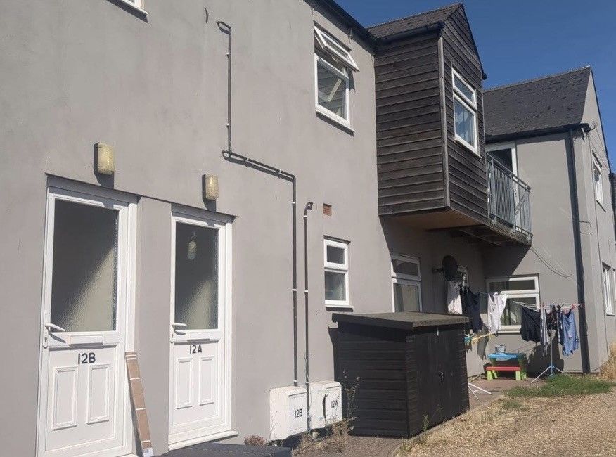 Property photo 1 of 5