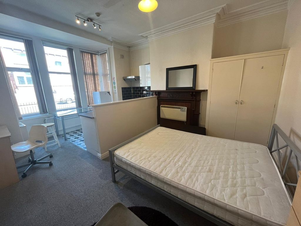 Property photo 3 of 6