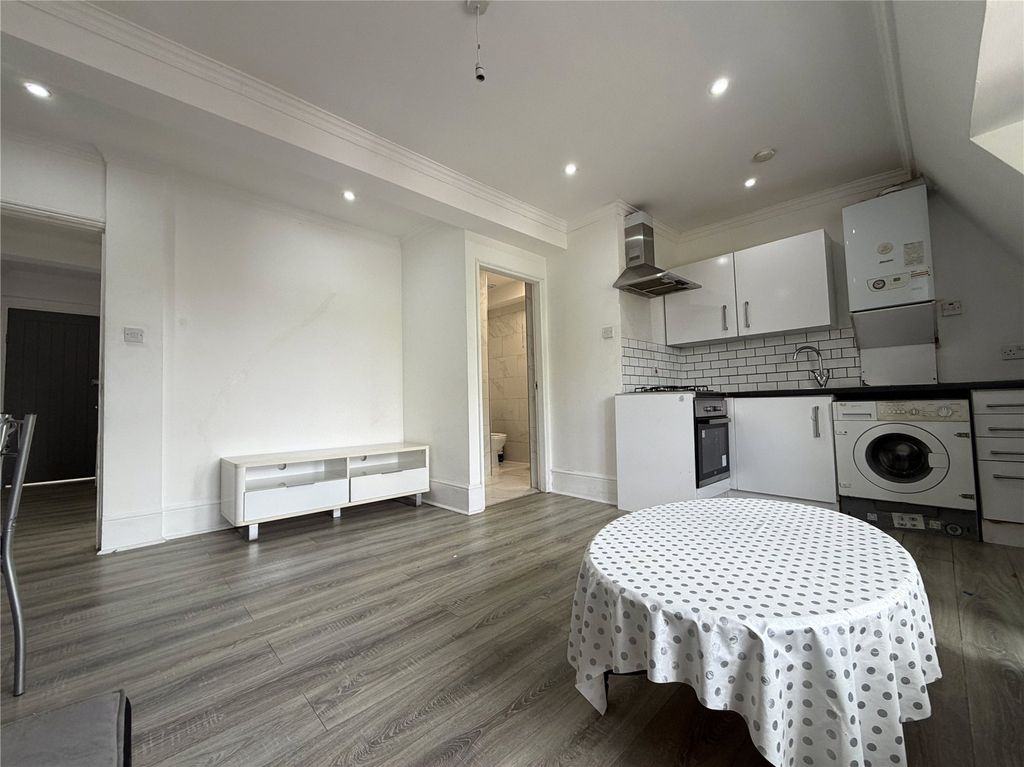 Property photo 1 of 7 Picture No. 04