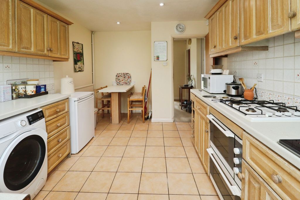 Property photo 2 of 15