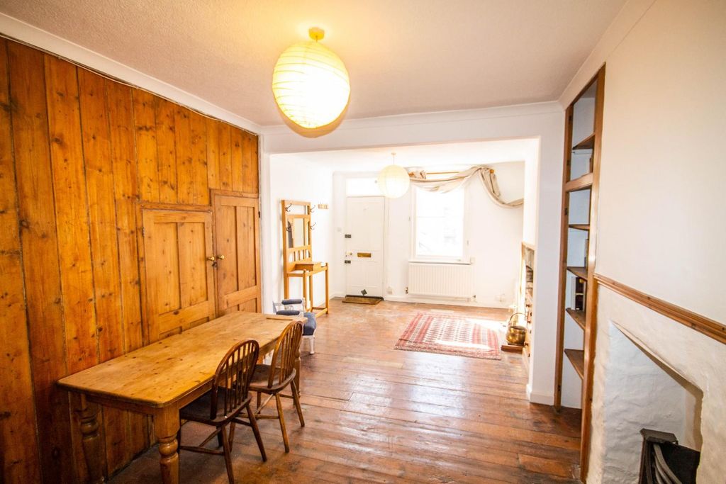 Property photo 2 of 14 Img_8631.Jpg