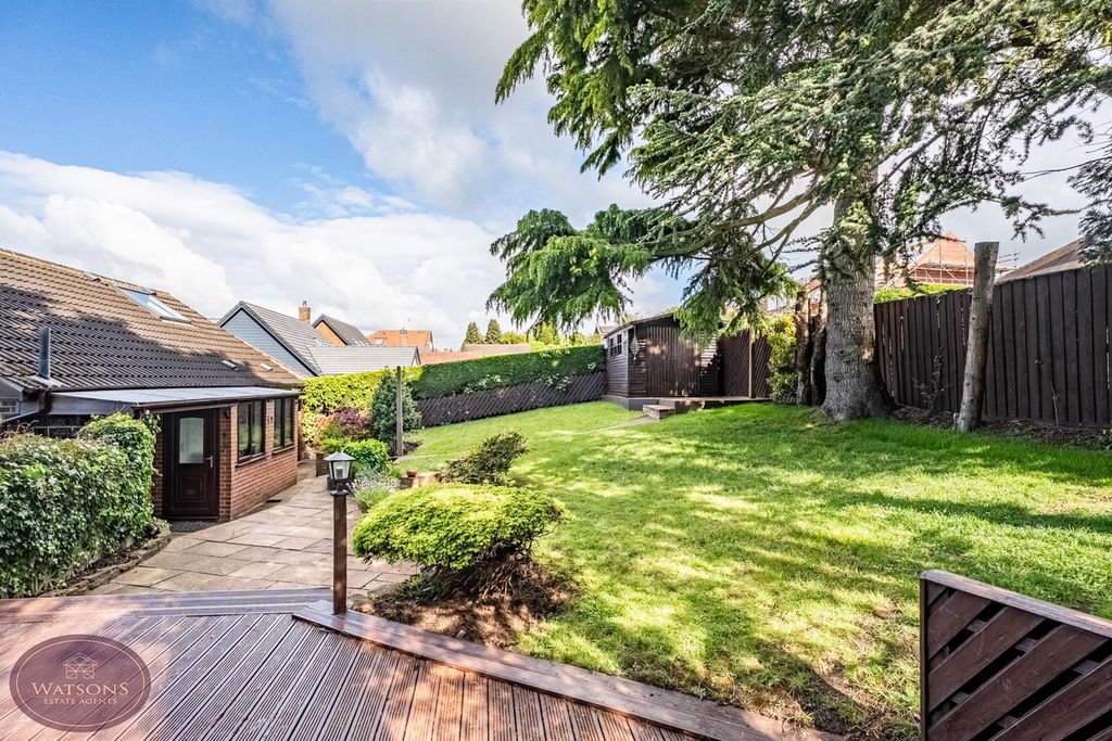 Property photo 2 of 44