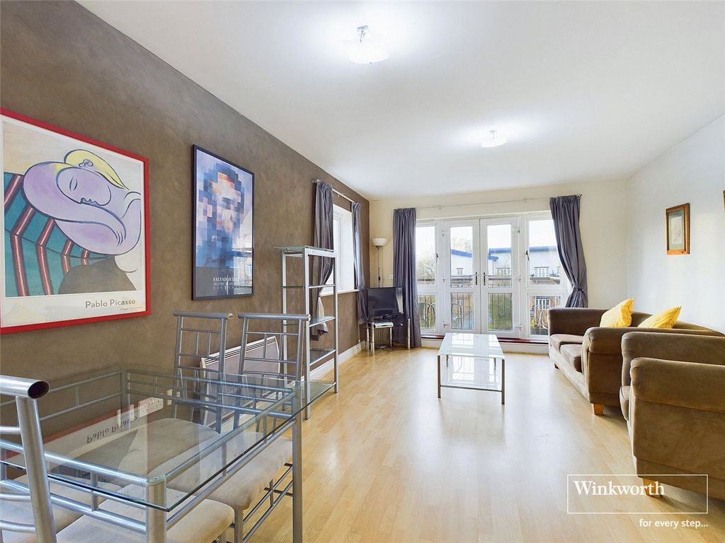 Property photo 3 of 11 Picture No. 26