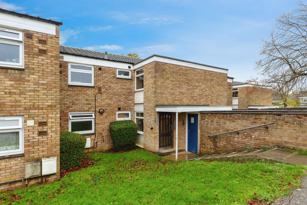 Property photo 1 of 17