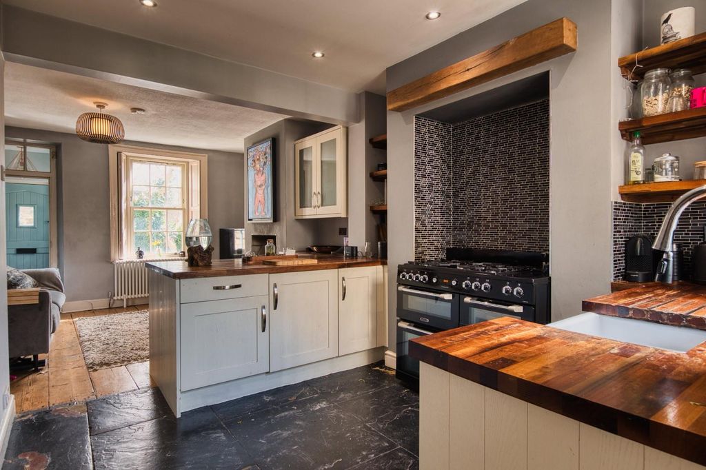 Property photo 3 of 12 Show-Home (4).Jpg