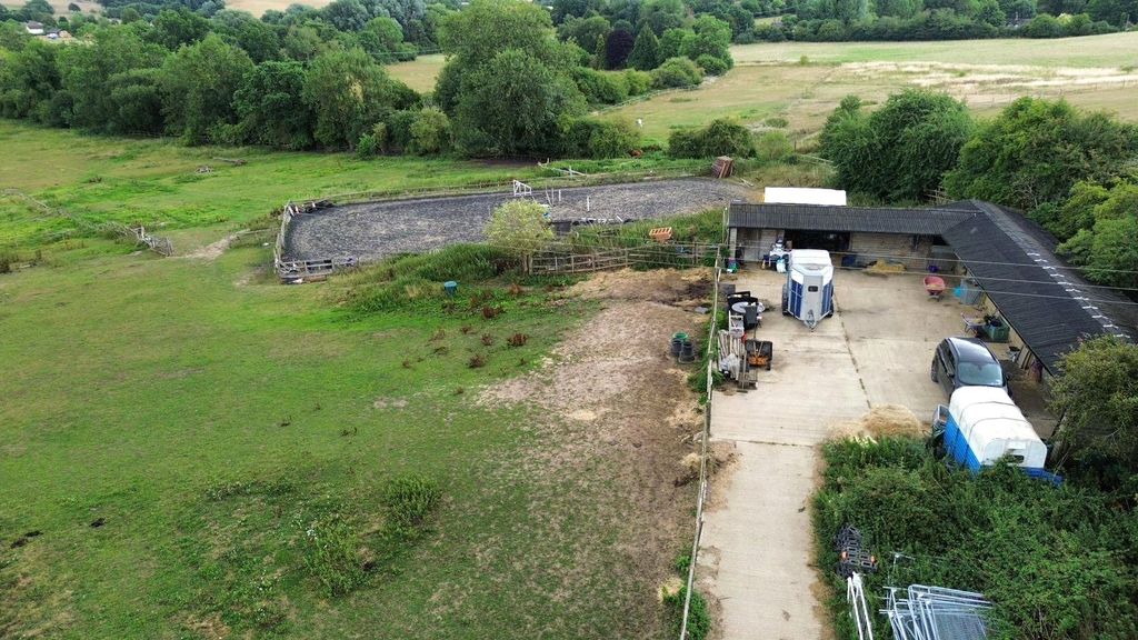 Property photo 3 of 5 Picture No. 02