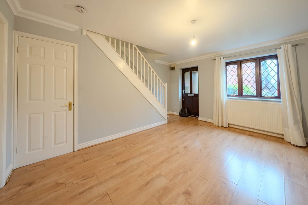 Property photo 2 of 12 Picture No. 02